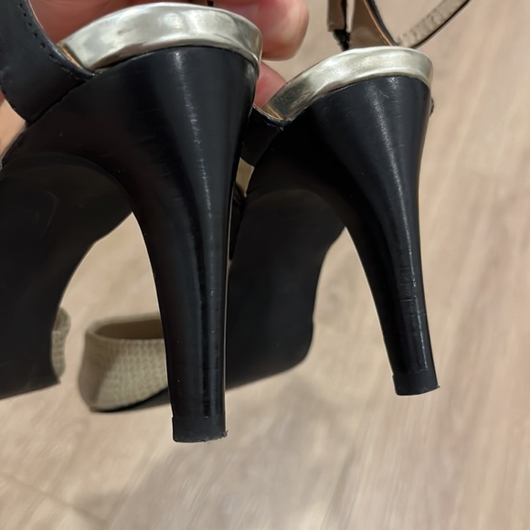 Ellen Tracy Black & Nude 3.5” Slingback Heels - size 7 - Picture 7 of 10